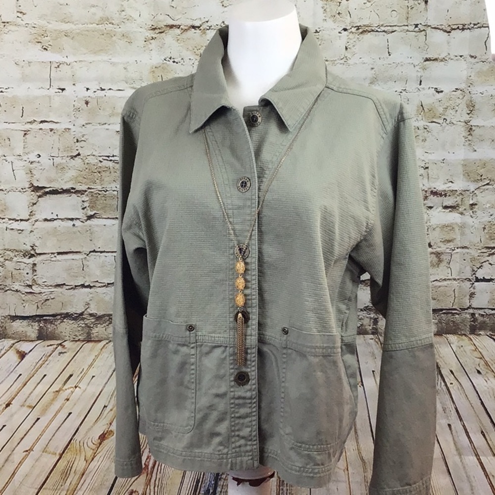 Susan Bristol Casuals light Army Green Jacket